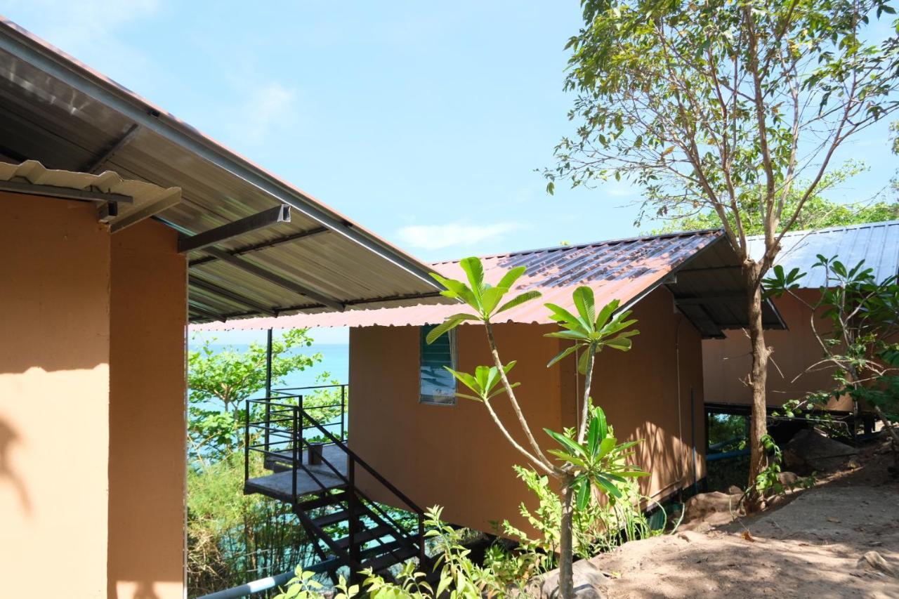Phi Phi Seaside Bungalow Екстериор снимка