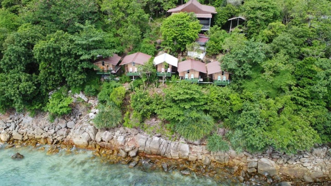 Phi Phi Seaside Bungalow Екстериор снимка